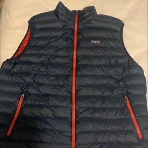 Men’s Patagonia Vest- Unique and super stylish color scheme.